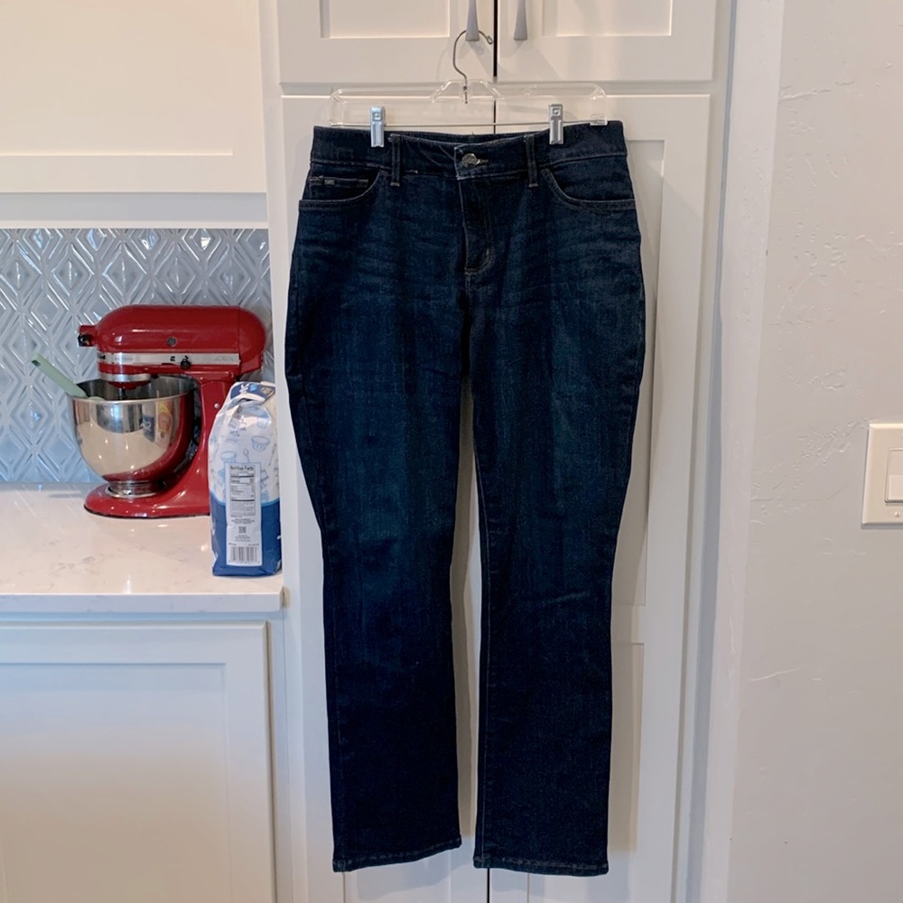 Lee mid rise straight leg Jean